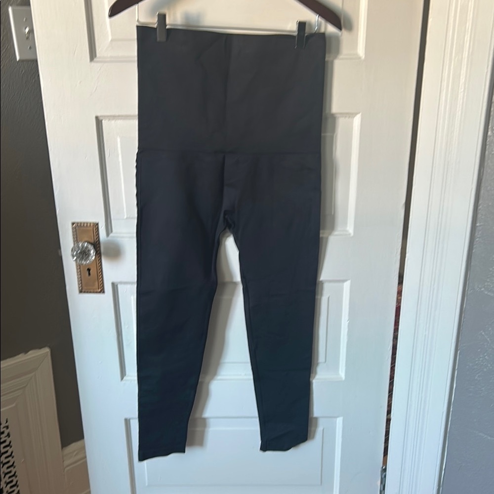 Belly Bandit - Mother Tucker - Black Leggings